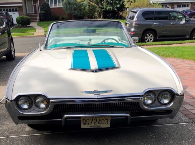 1963 Ford Thunderbird - photo 2