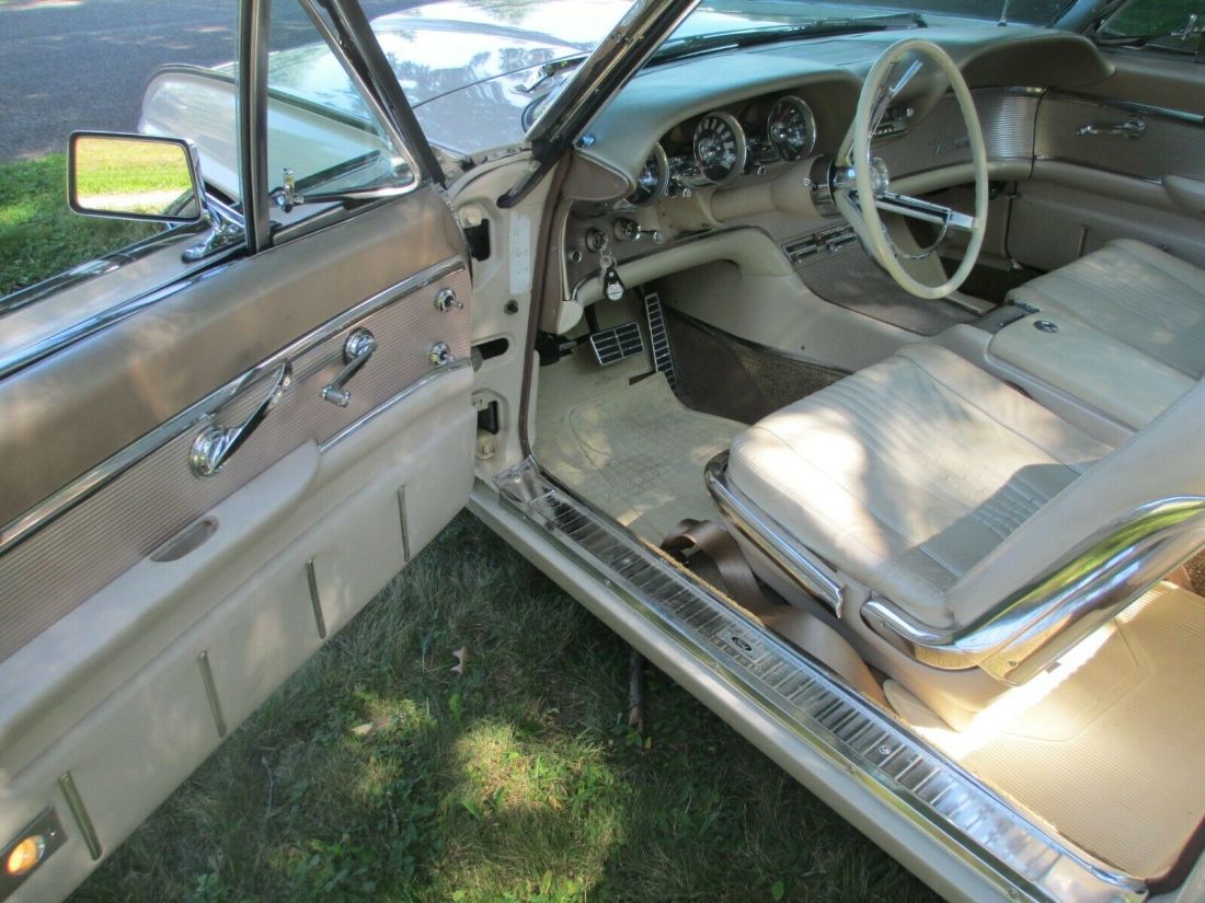 1963 Ford Thunderbird - photo 10