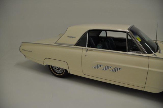 1963 Ford Thunderbird - photo 3