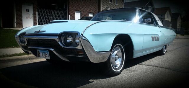 1963 Ford Thunderbird - photo 2
