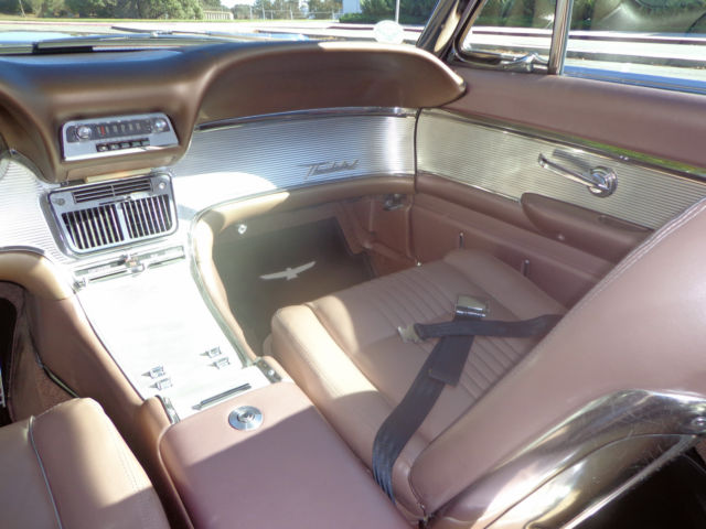 1963 Ford Thunderbird - photo 13