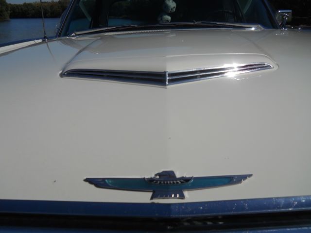 1963 Ford Thunderbird Landau - photo 11