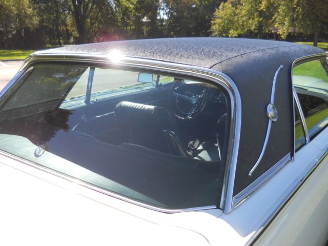 1963 Ford Thunderbird Landau - photo 9
