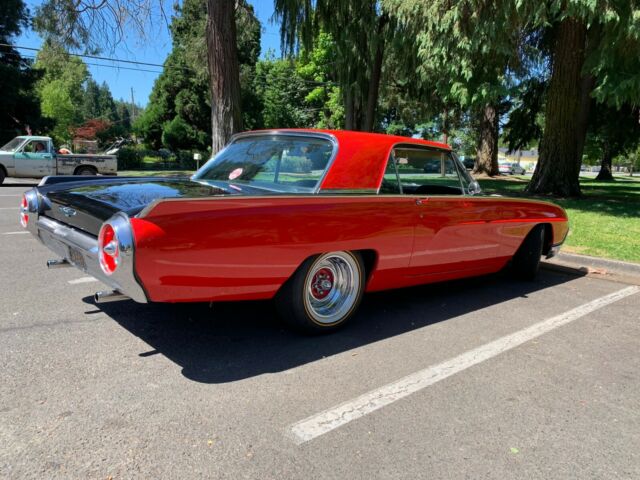 1963 Ford Thunderbird - photo 2