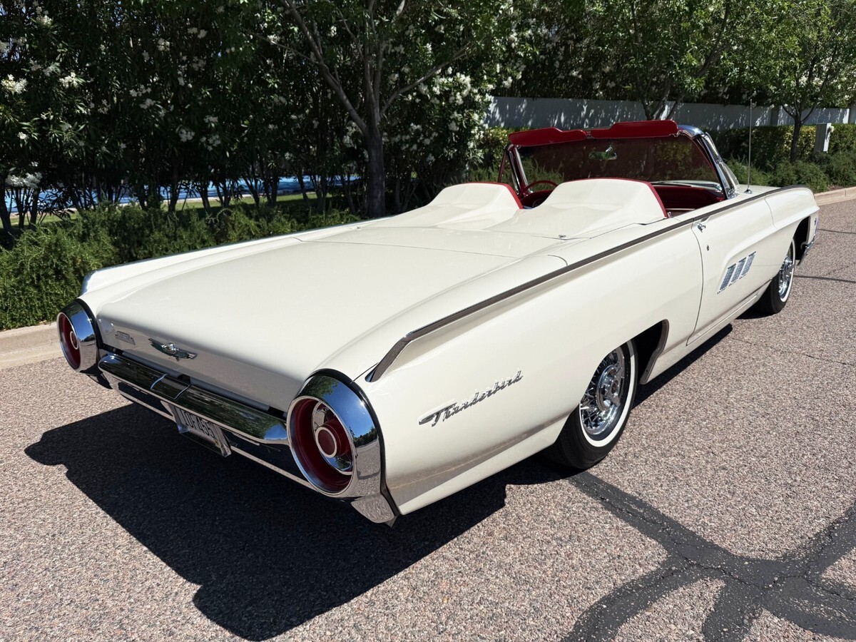 1963 Ford Thunderbird Sports Roadster - photo 4