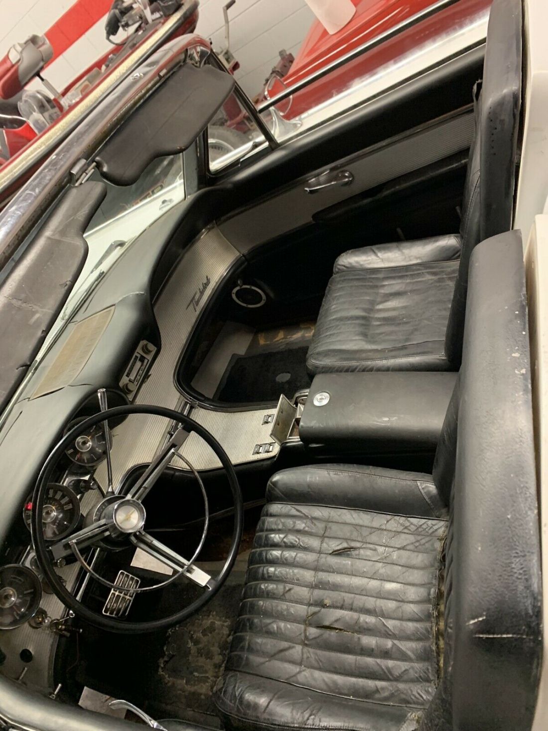 1963 Ford tunderbird Convetrible - photo 10