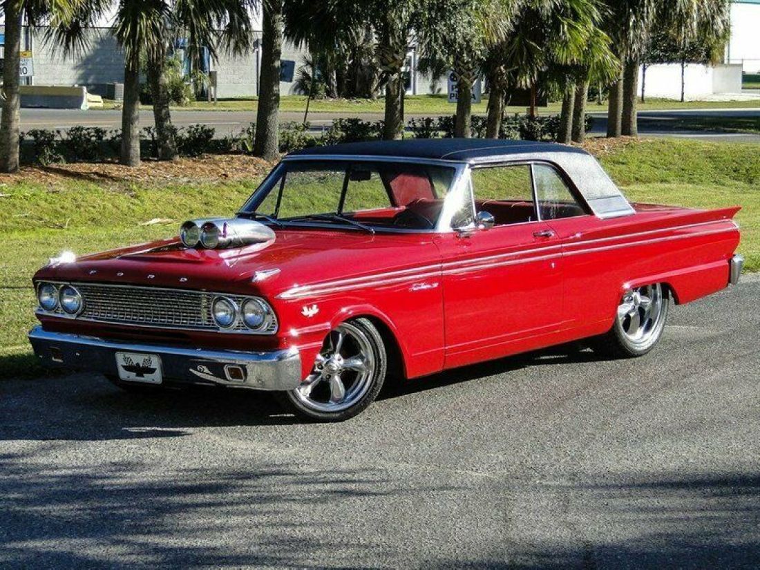 1963 Ford Fairlane Restomod - photo 2