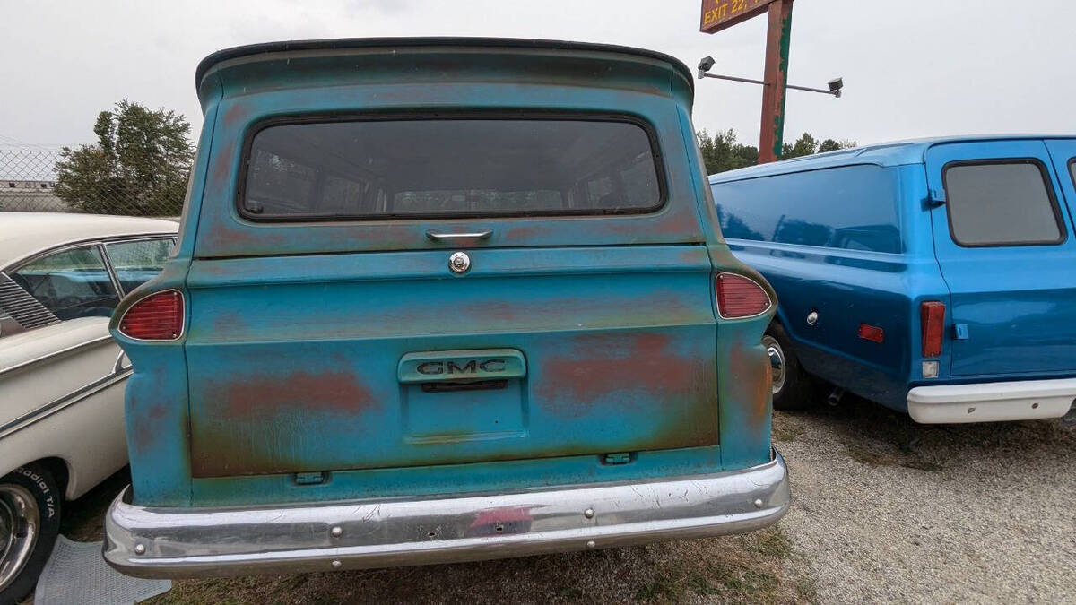 1963 GMC Panel Wagon - photo 6