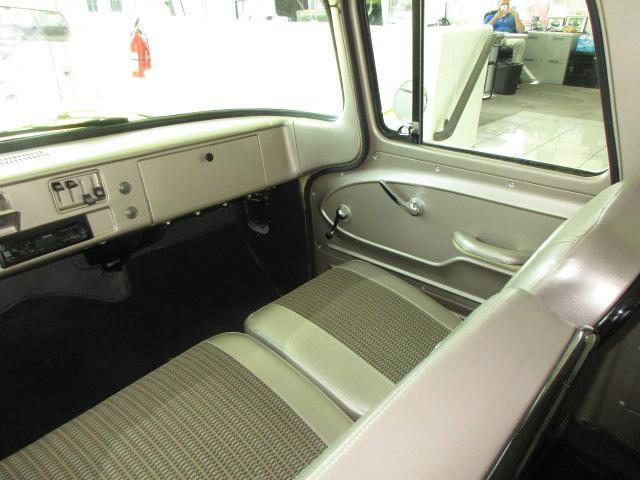 1963 GMC Suburban Suburban - photo 11