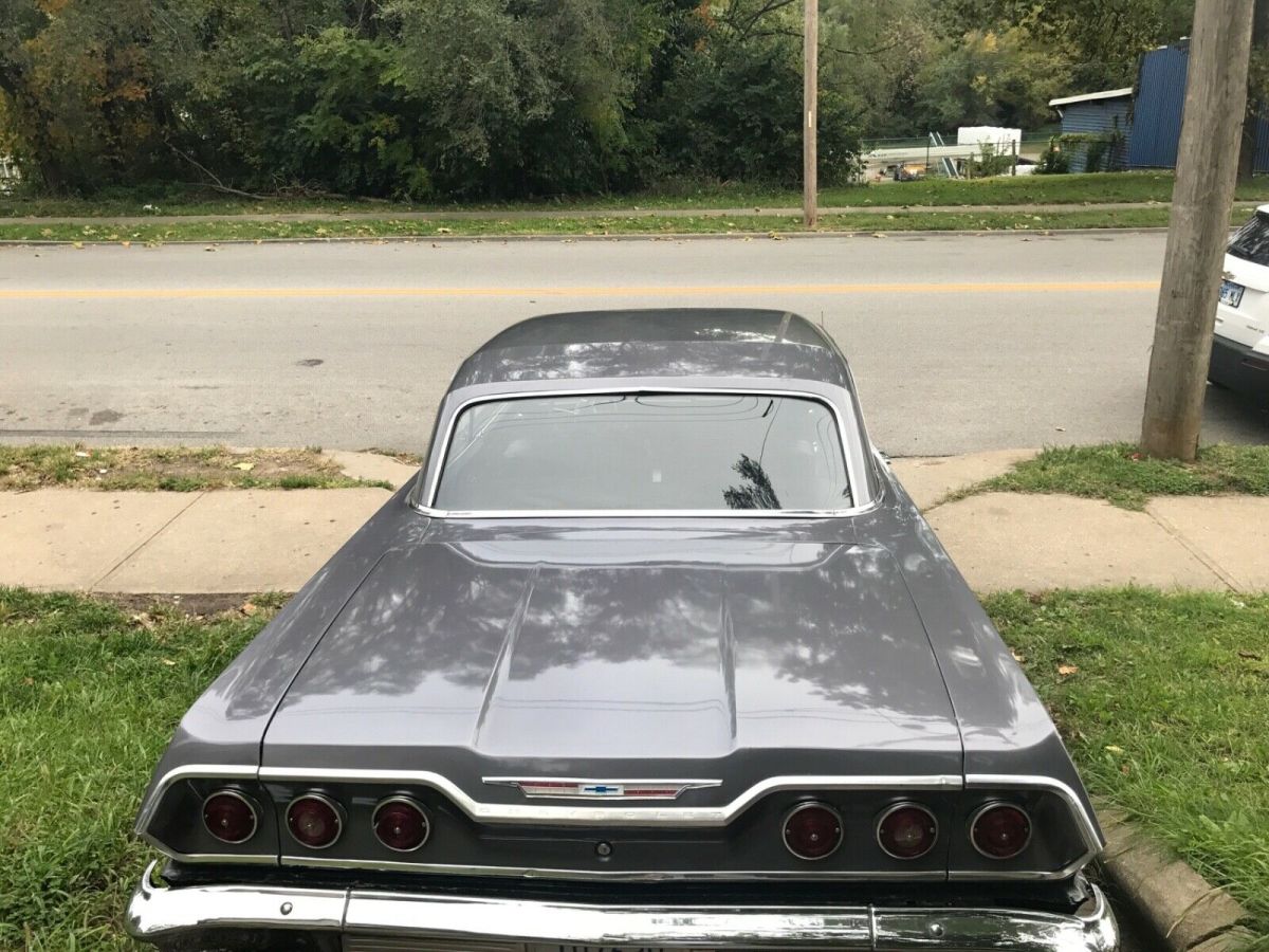 1963 Chevrolet Impala - photo 2