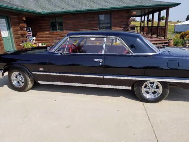 1963 Impala SS 4 speed 327 4 barrel. Runs and looks great!! Interior is like new 1963 Chevrolet Impala SS
