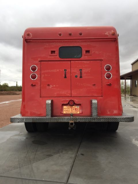 1963 International Harvester Loadstar 1600 Armored Car Bullet Proof Windows - photo 6