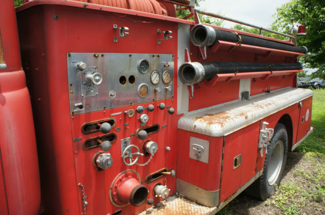 1963 International Harvester 1963 Model R1856 Fire Truck Pumper - photo 4