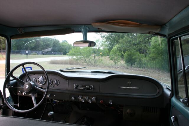 1963 International Harvester 1200C - photo 10