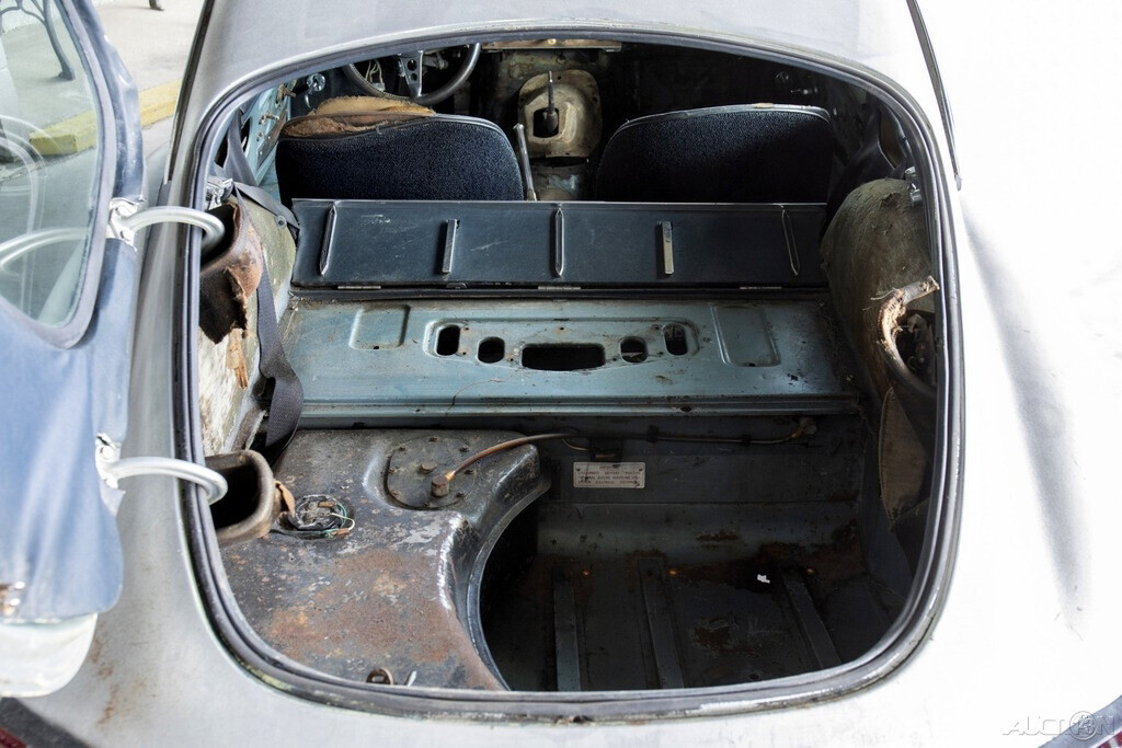 1963 Jaguar E-Type Series 1 Coupe - photo 13