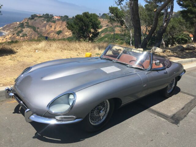 1963 Jaguar E-Type Convertible - photo 6