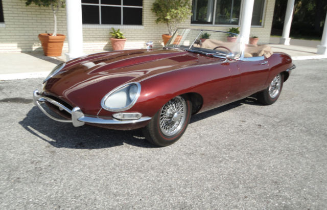1963 JAGUAR E-TYPE SERIES 1 ROADSTER 1963 Jaguar E-Type