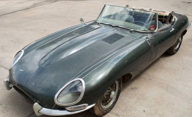 1963 Jaguar E-Type Series I 3.8L Roadster 1963 Jaguar E-Type OTS