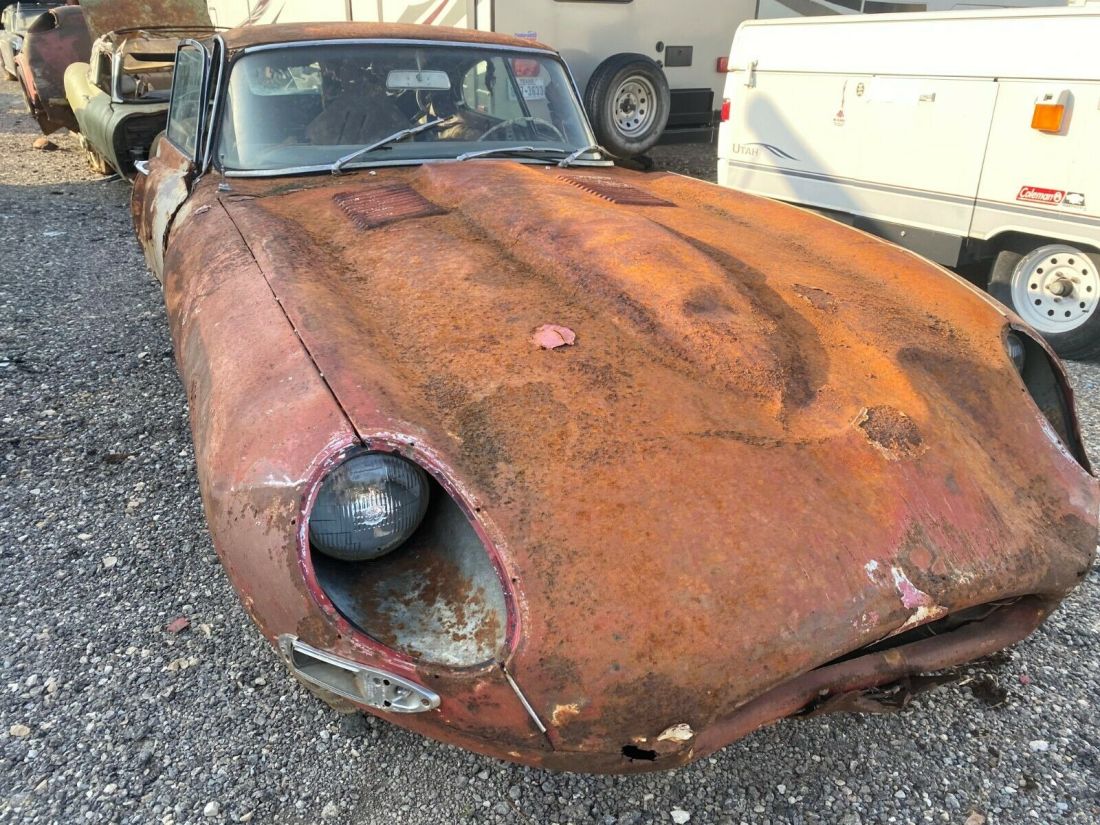 1963 Jaguar E-Type Numbers matching FHC - photo 3