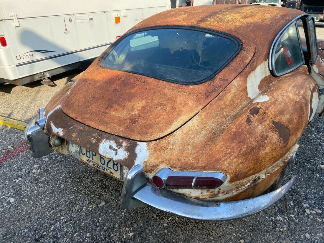 1963 Jaguar E-Type Numbers matching FHC - photo 6