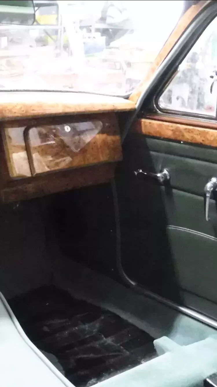 1963 Jaguar MK2 - photo 12