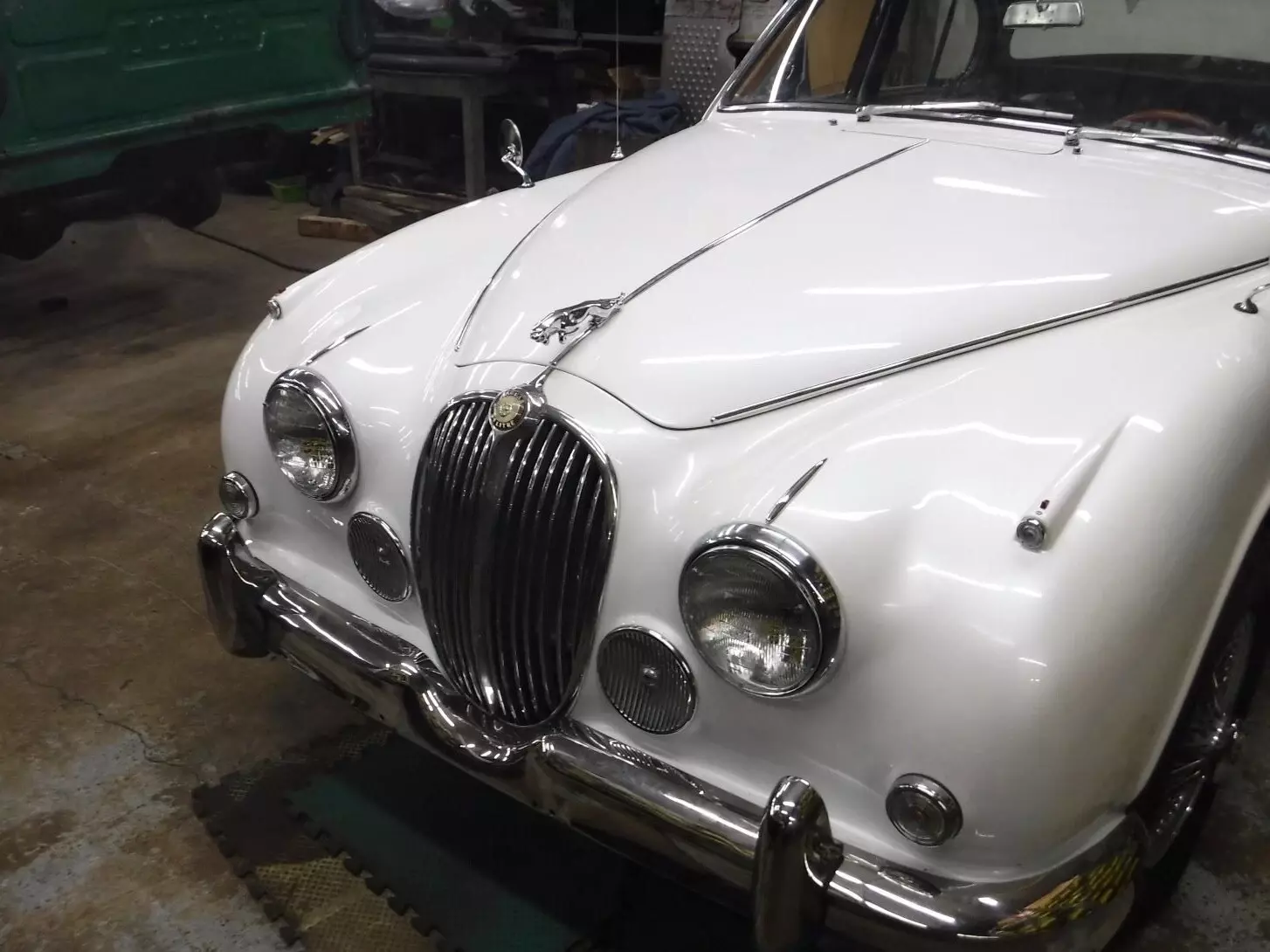 1963 Jaguar MK2 - photo 2