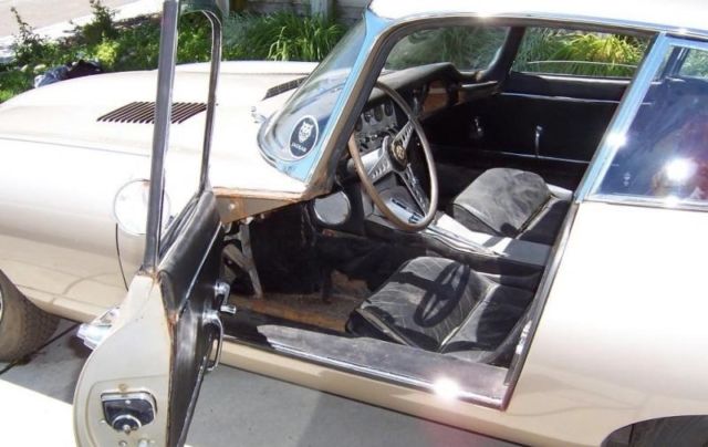 1963 Jaguar E-Type FHC - photo 12