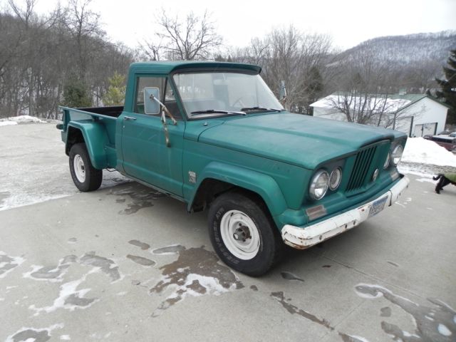 1963 Kaiser Willys Jeep J200 Thriftside pickup 1963 Willys J200