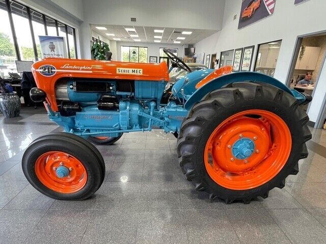1963 LAMBORGHINI 2R TRACTOR - (COLLECTOR SERIES) - photo 3