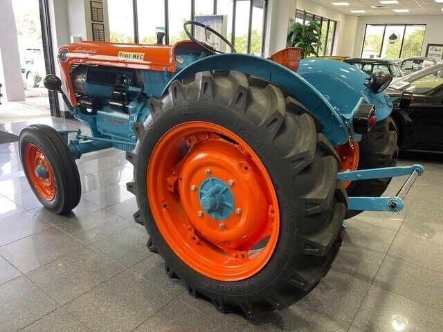 1963 LAMBORGHINI 2R TRACTOR - (COLLECTOR SERIES) - photo 4