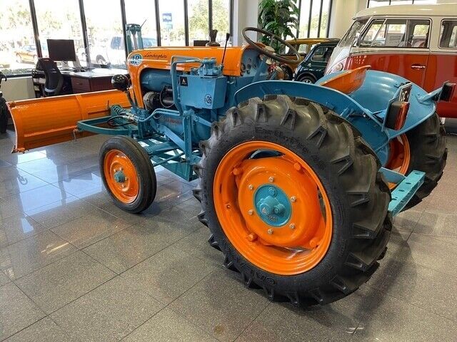 1963 LAMBORGHINI TRACTOR 1R WITH PLOW TRACTOR - (COLLECTOR SERIES) - photo 4