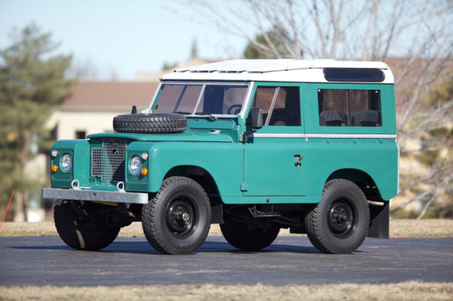 1963 Land Rover Series IIa Safari Wagon - photo 3
