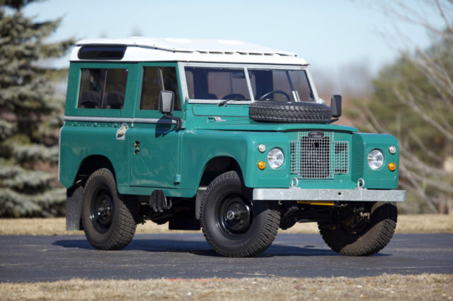 1963 Land Rover Series IIa Safari Wagon - photo 9