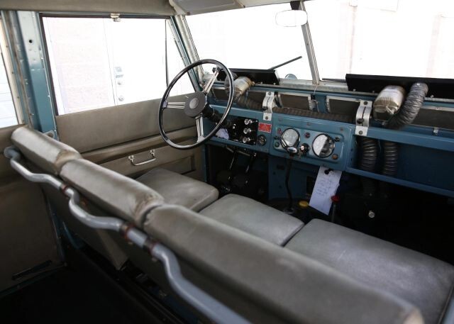 1963 Land Rover Series II 109 Station Wagon - photo 2