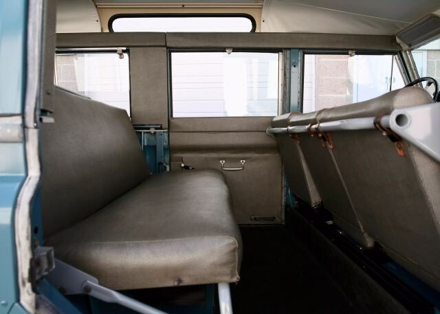 1963 Land Rover Series II 109 Station Wagon - photo 4