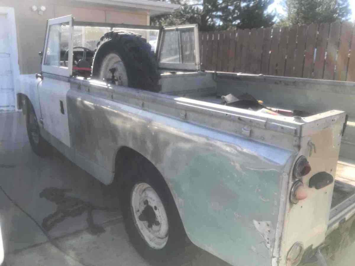 1963 Land Rover truck - photo 4