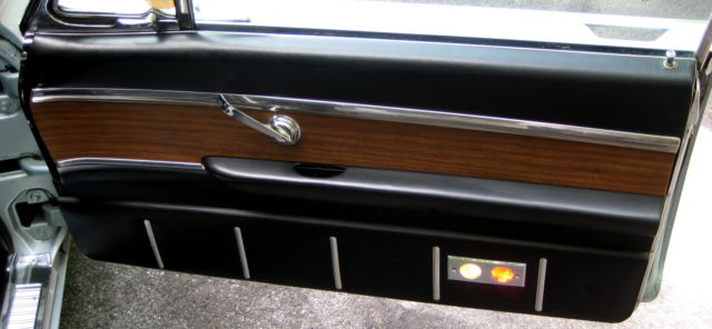 1963 Ford Thunderbird Landau Coupe - photo 12