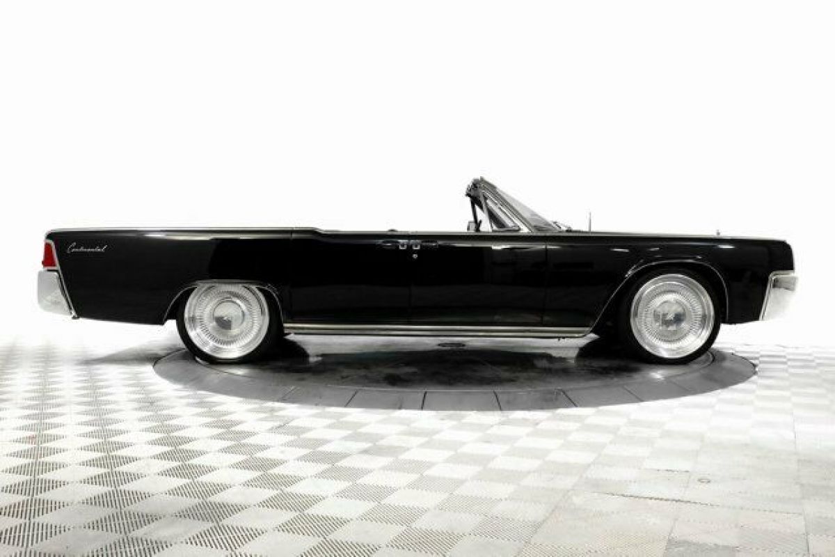 1963 Lincoln Continental $300,000 Frame Off Restoration - photo 8