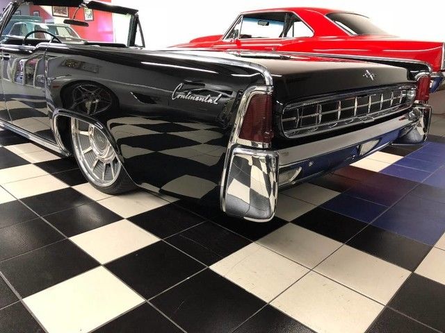 1963 Lincoln Continental masterpiece - built with the best of the best!! - photo 12
