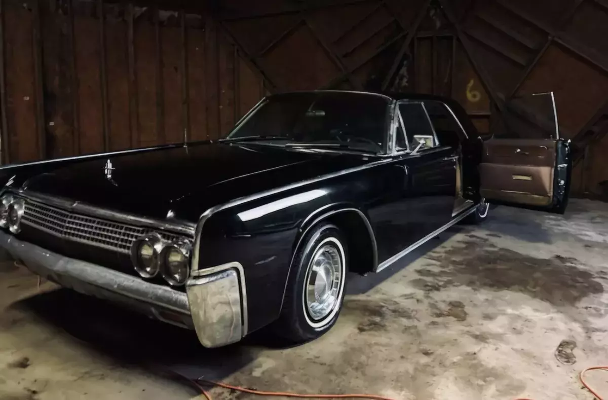 1963 lincoln continental base suicide doors 1963 Lincoln Continental