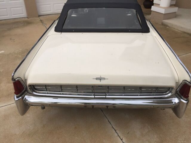1963 Lincoln Continental Convertible - photo 3