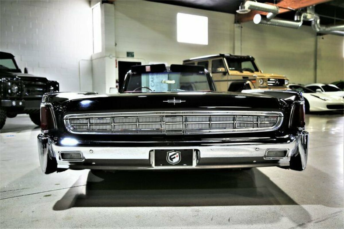 1963 Lincoln Continental Convertible - photo 5