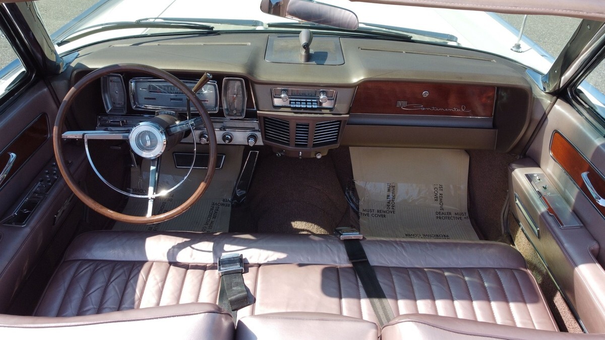 1963 Lincoln Continental Convertible - photo 12