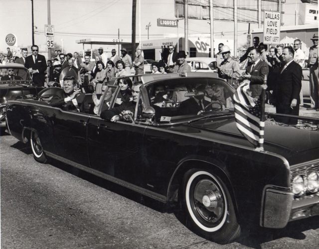 1963 Lincoln Continental Convertible - photo 12