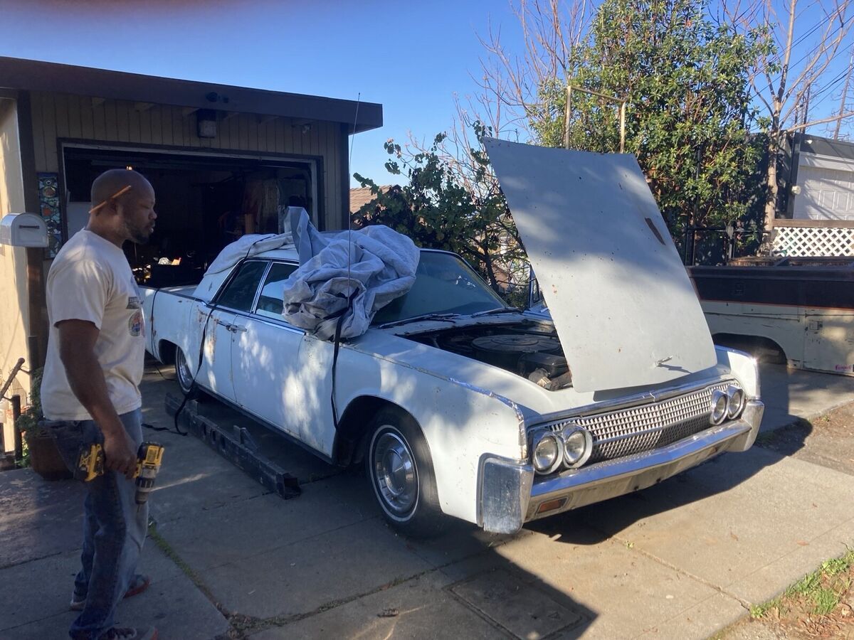 1963 Lincoln Continental chrome - photo 2