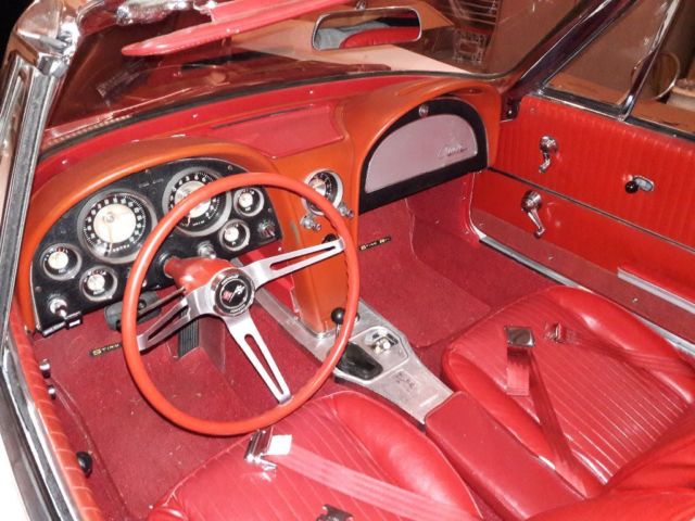1963 Chevrolet Corvette - photo 3