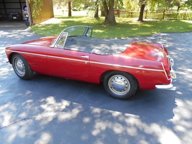 1963 MBG Roadster. Rare Pull handle Survivor. very rust free. Barn find NR 1963 MG MGB