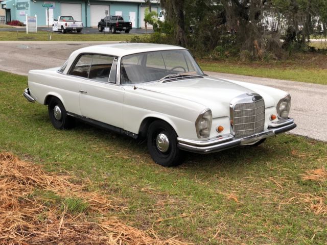 1963 Mercedes-Benz 200-Series 220SE Coupe - photo 7