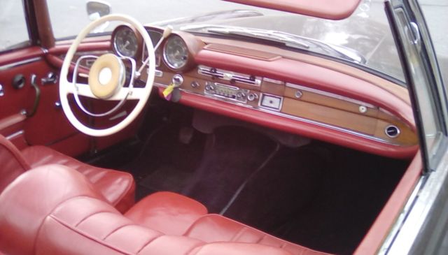 1963 Mercedes-Benz 200-Series leather - photo 2