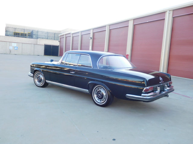 1963 Mercedes-Benz 200-Series 220se Coupe, Manual transmission. - photo 5